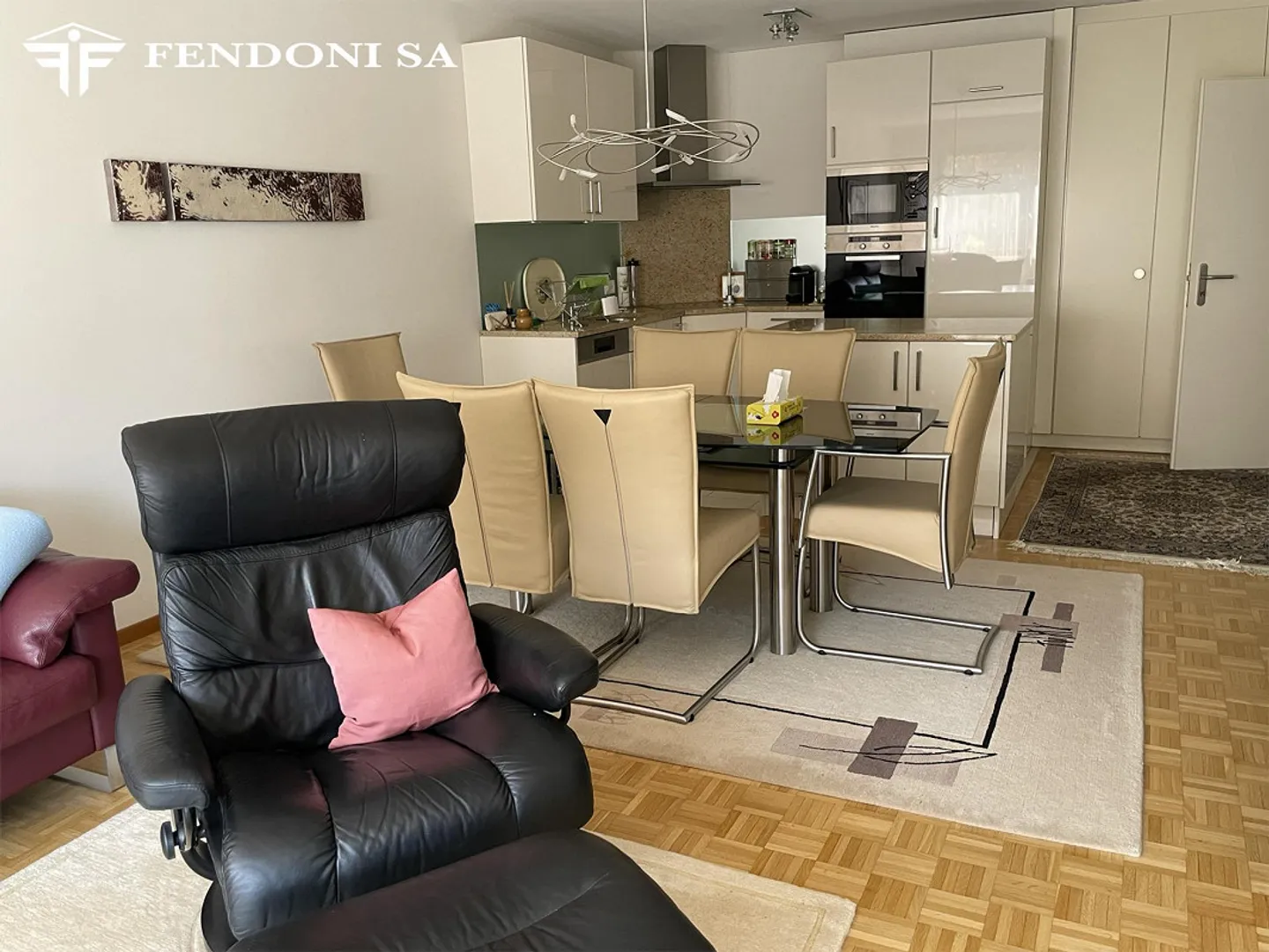 Un appartamento di 3 1/2 stanze molto tranquillo e soleggiato - Foto 10 di 12