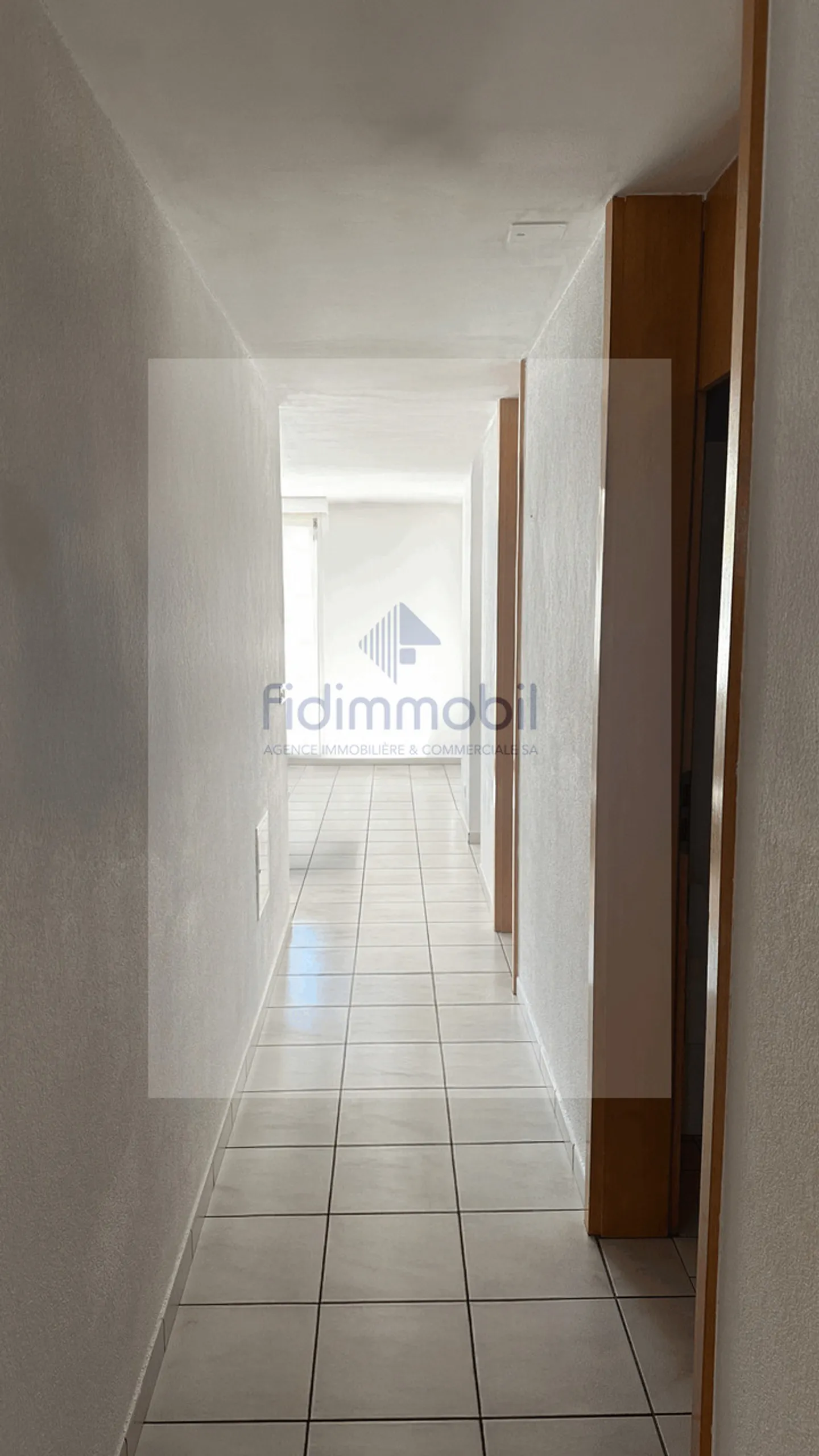 Appartement lumineux, proche de toutes les commodités et de la nature - Photo 11 sur 12