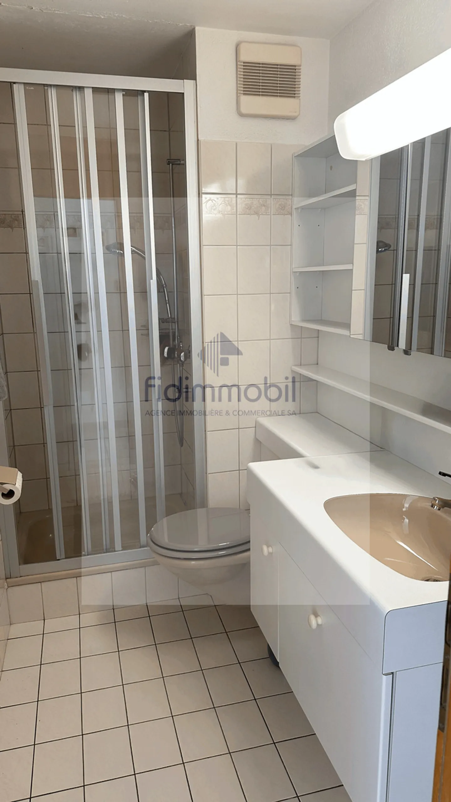 Appartement lumineux, proche de toutes les commodités et de la nature - Photo 7 sur 12