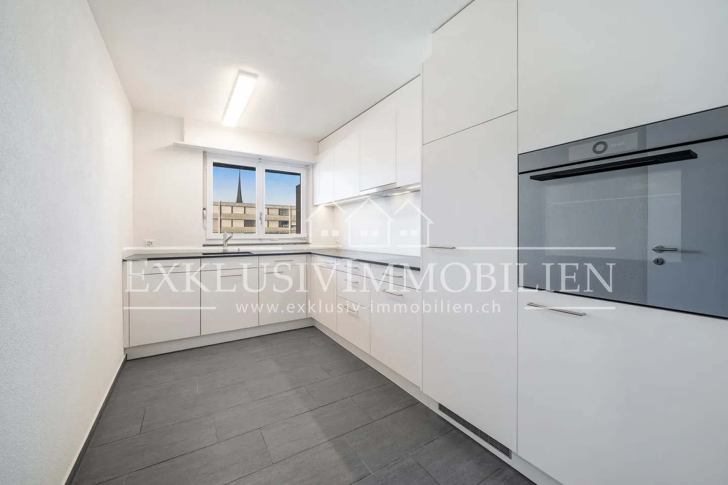 Appartamento moderno con vista lago - Foto 2 di 6
