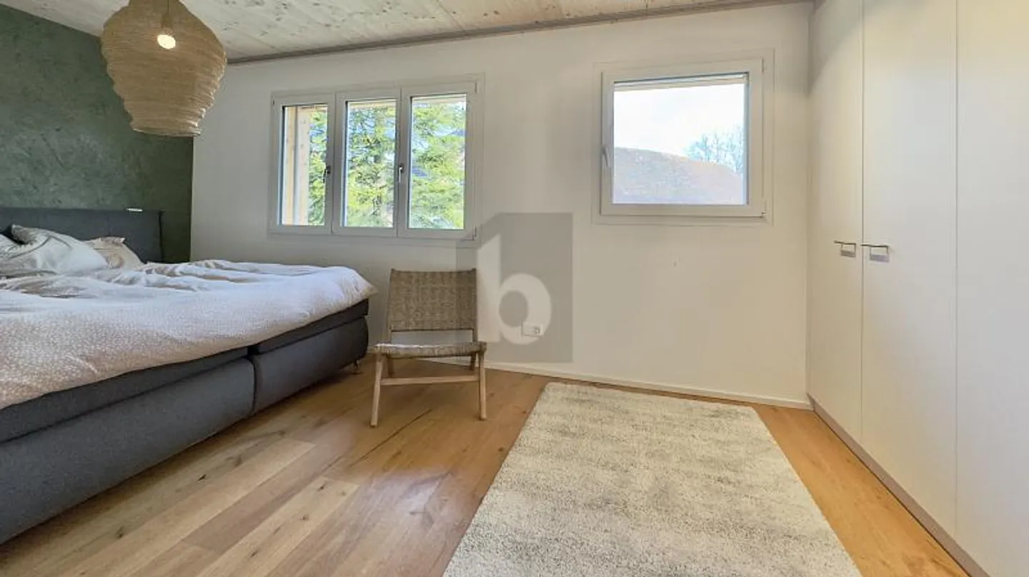 Modernes Reihenmittelhaus in der Natur - Foto 4 von 6