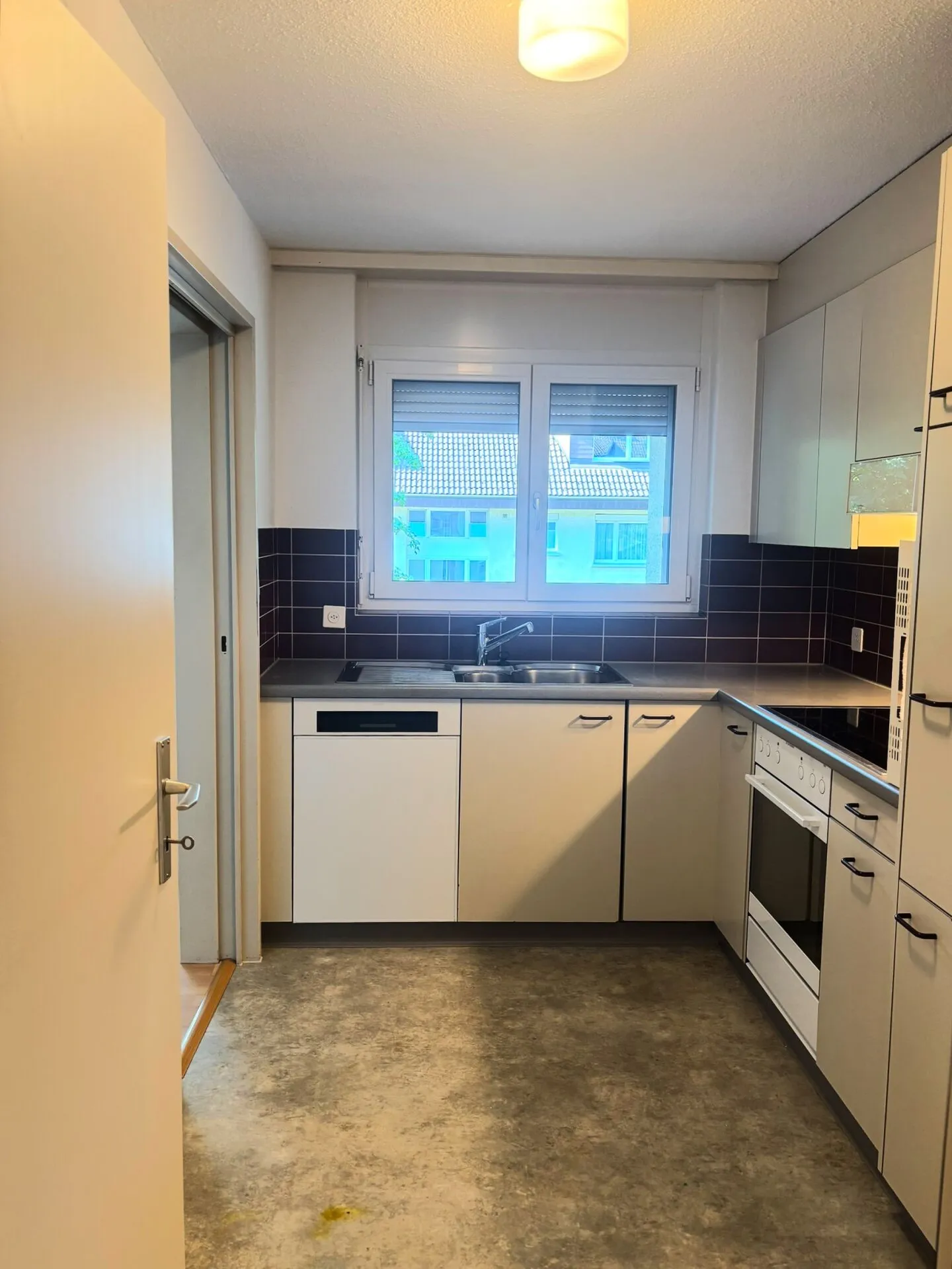 Appartamento giardino 2,5 stanze in affitto - Foto 3 di 7