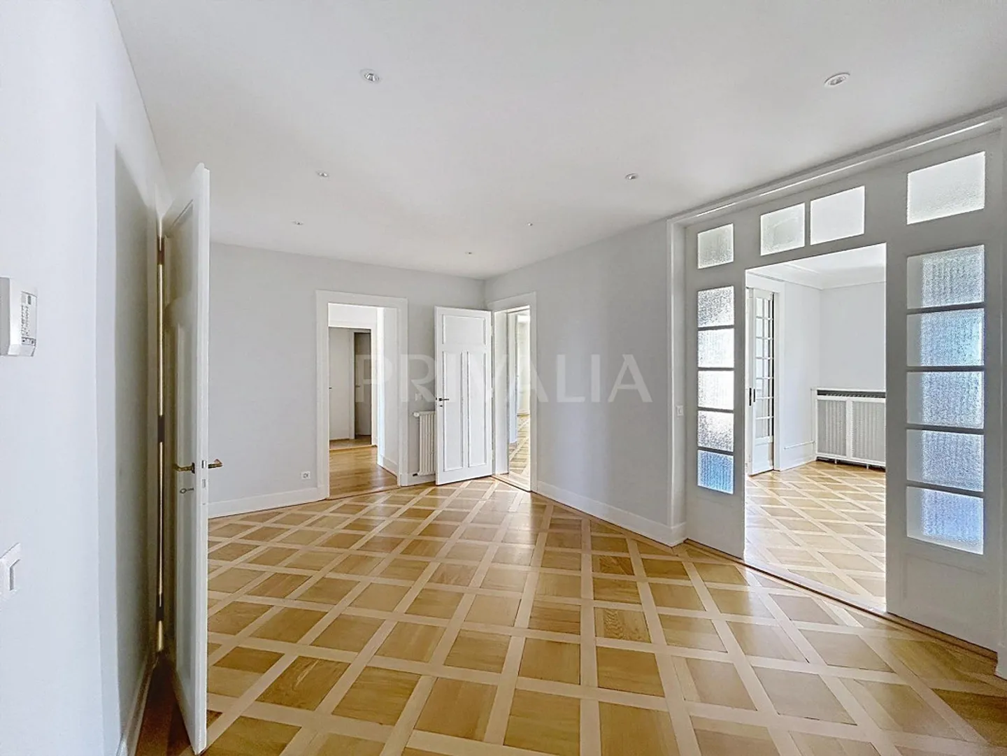 Charmant appartement 5.5 pièces à Malombré - Photo 2 sur 8