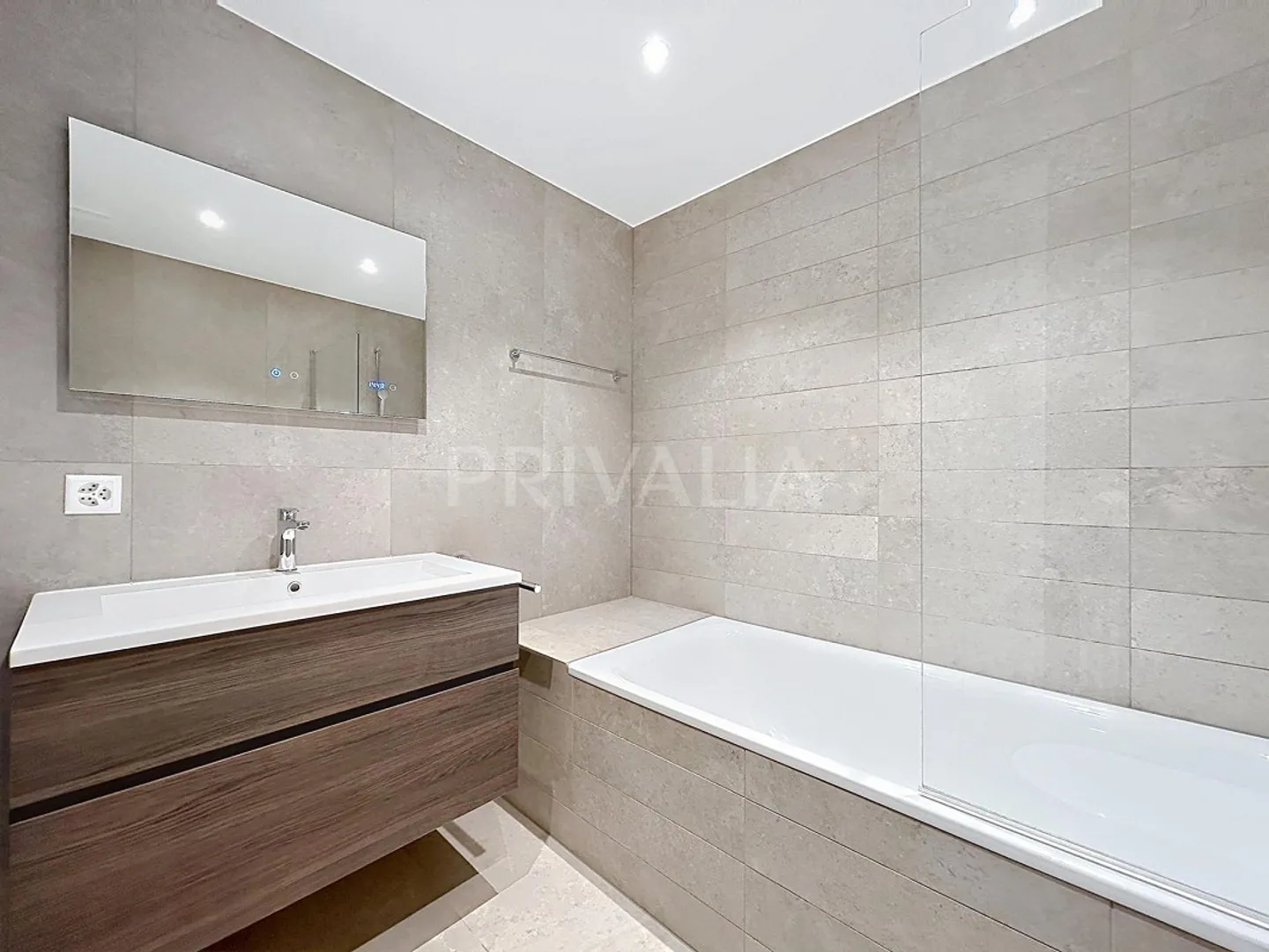 Charmant appartement 5.5 pièces à Malombré - Photo 6 sur 8