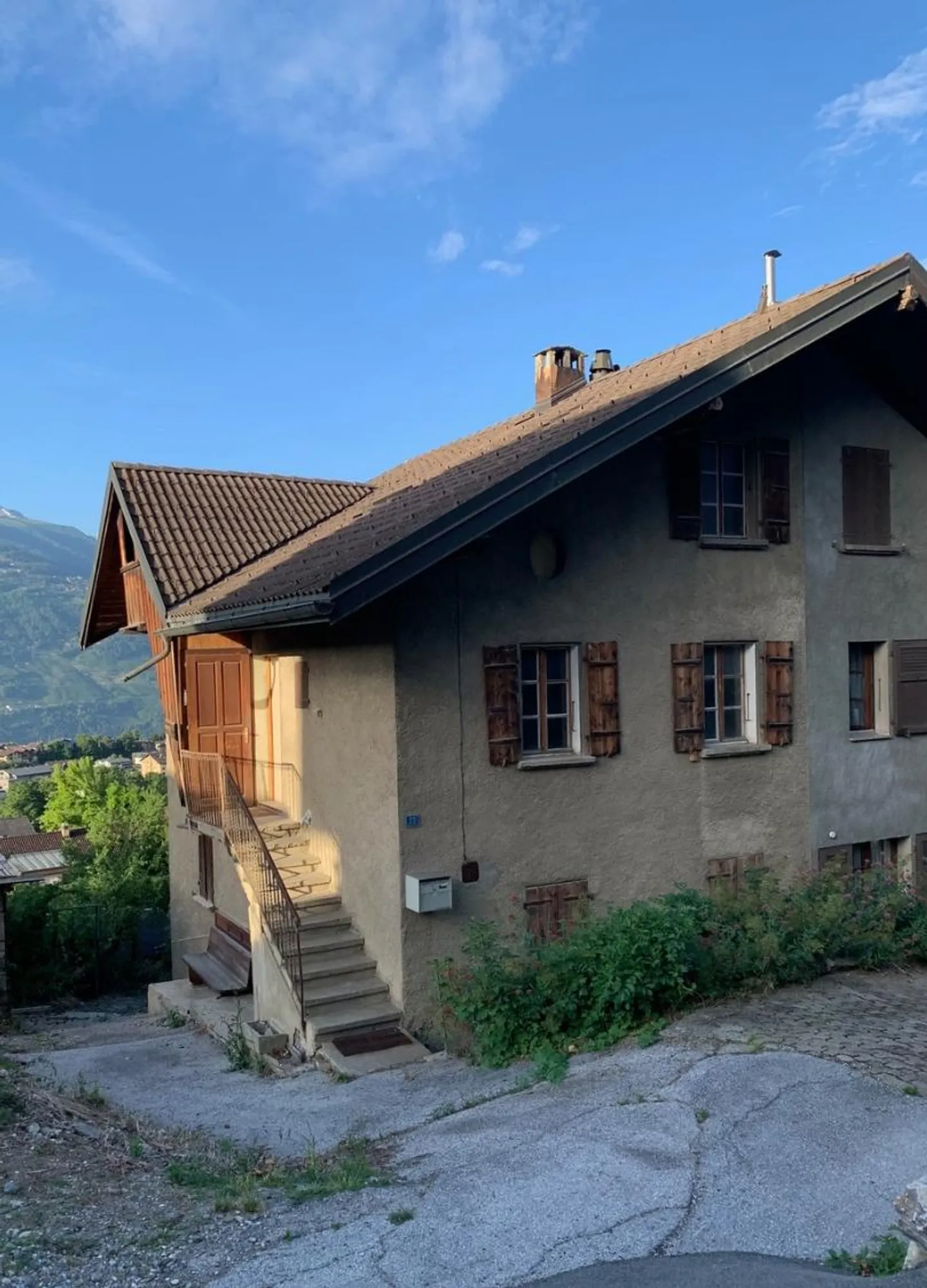 Haus - Foto 1 von 8