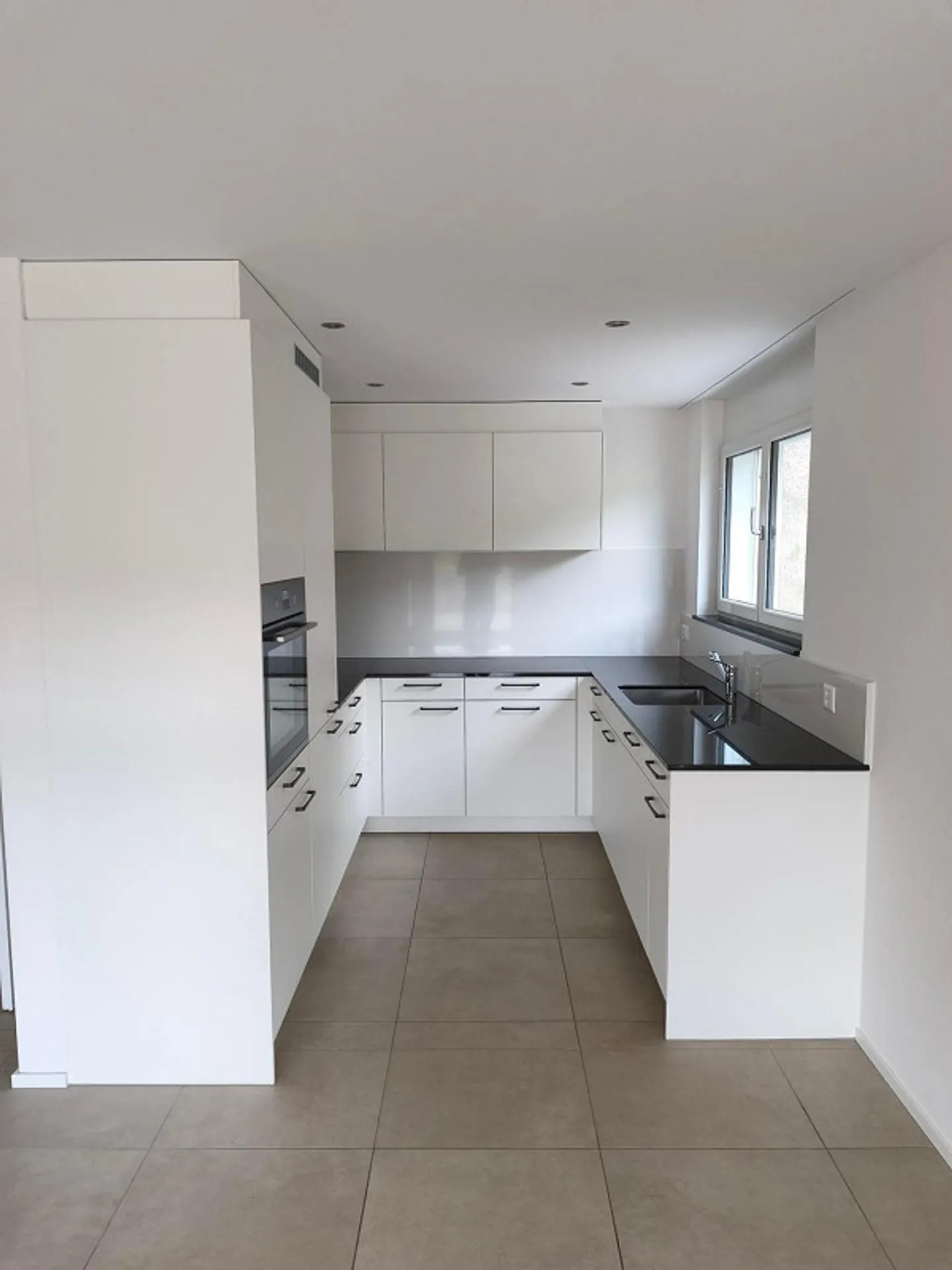 6.5-Room End Row House with Säntis View in Dicken - Photo 5 of 13