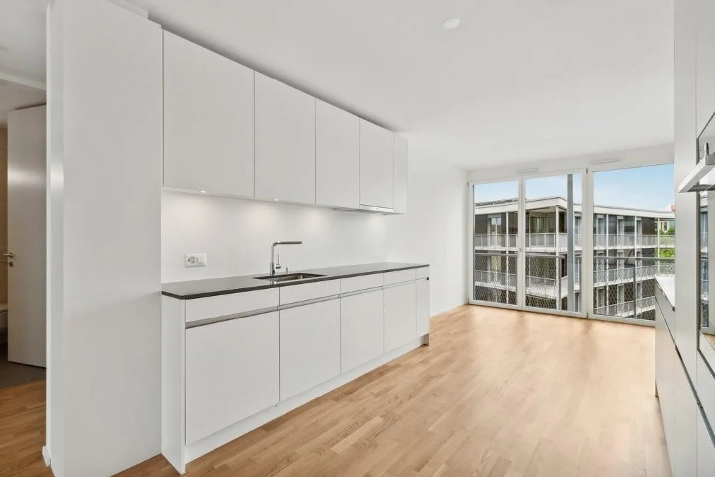 Modernes Apartment in Zürich - Foto 2 von 9