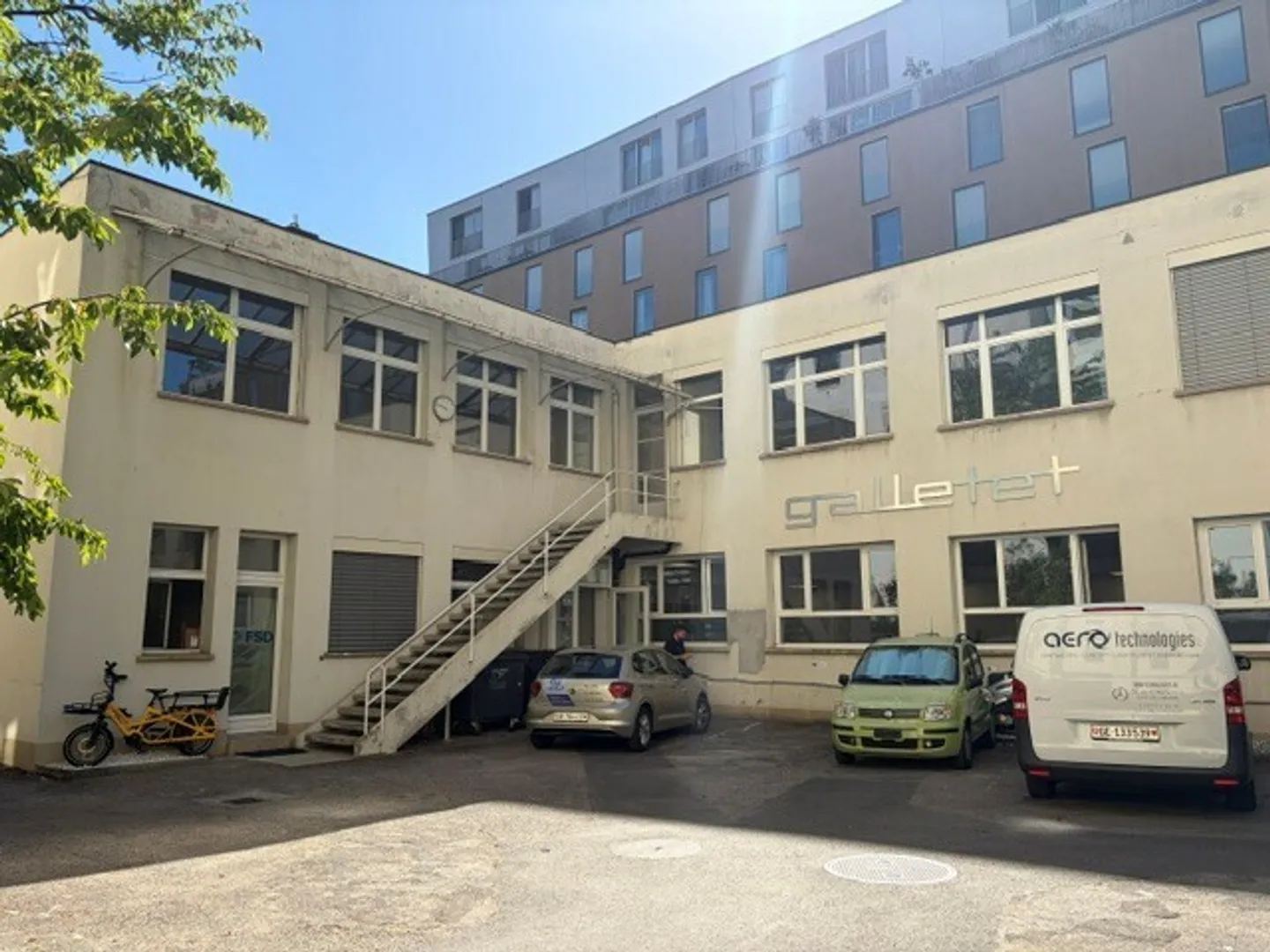 Commerce local - Photo 1 sur 9