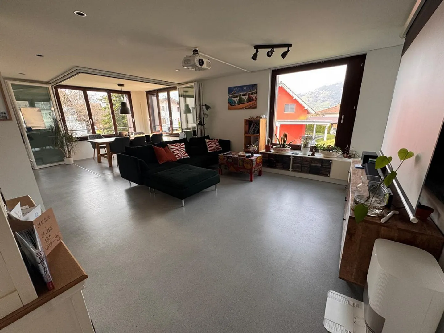 3-room apartment with conservatory in a quiet location in Haag - Photo 1 of 3