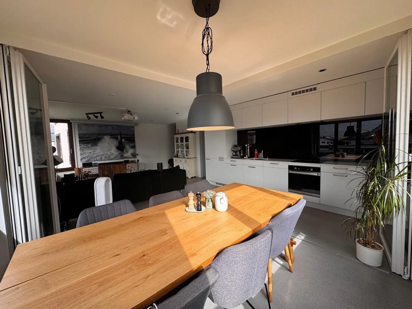 3-room apartment with conservatory in a quiet location in Haag - Photo 2 of 3