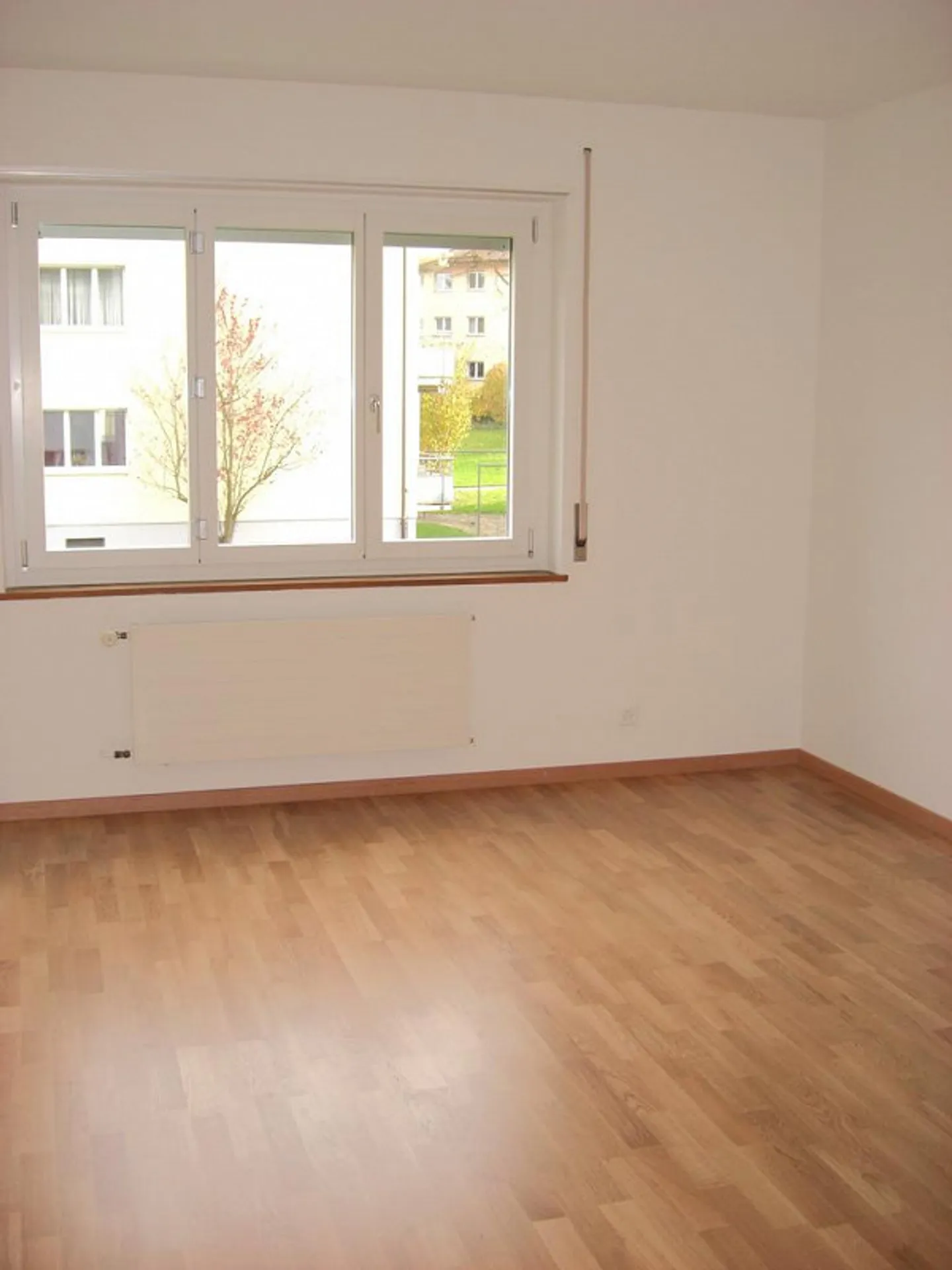 Appartement attrayant en emplacement central - Photo 3 sur 4