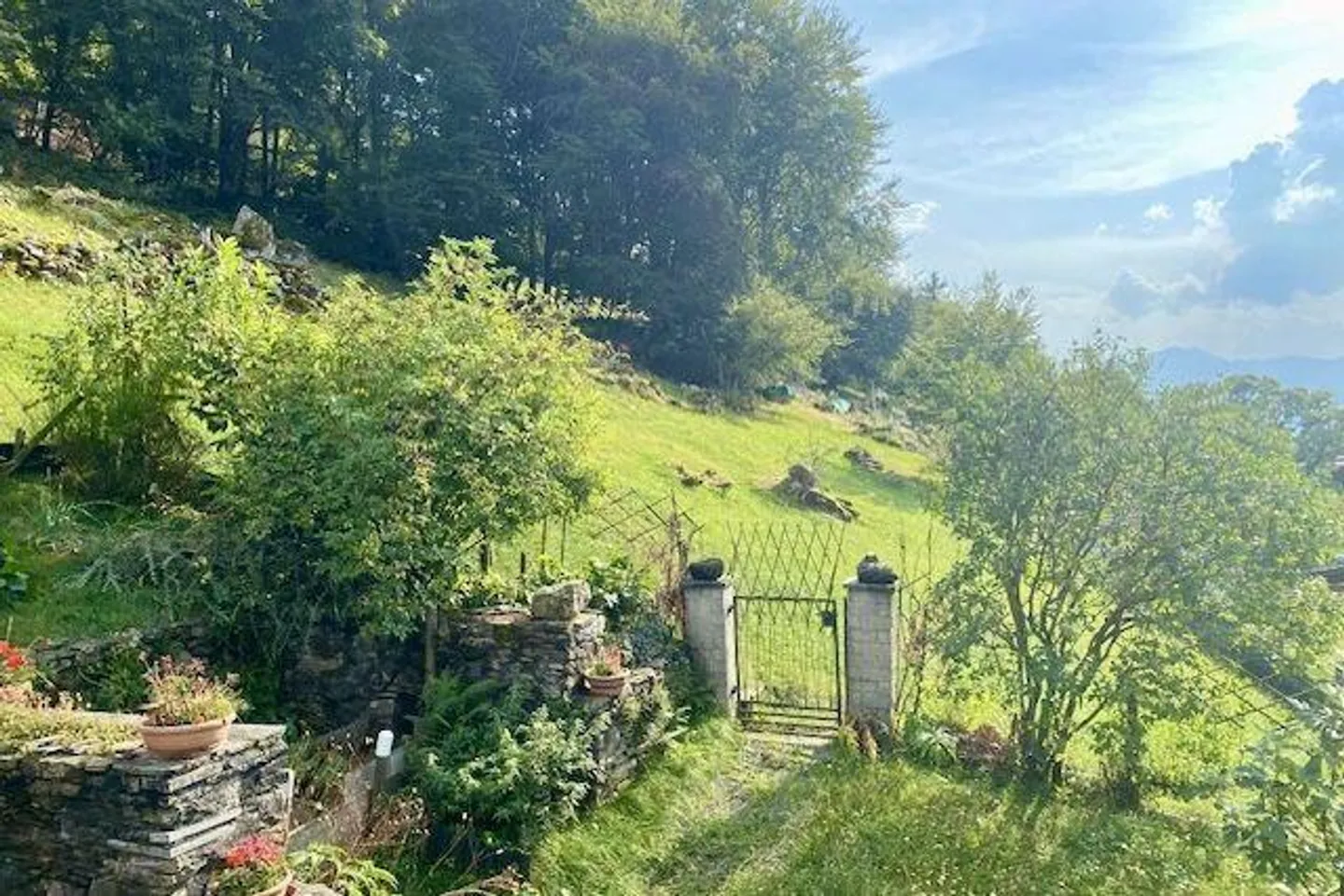 2 1/2-Room Rustic with Garden in a Very Quiet, Sunny Location... - Photo 18 of 29