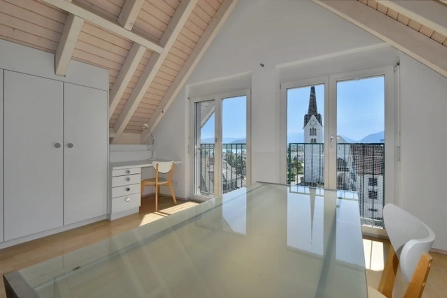 Appartamento mansardato di 4 1/2 stanze ad Altendorf SZ - Foto 6 di 7