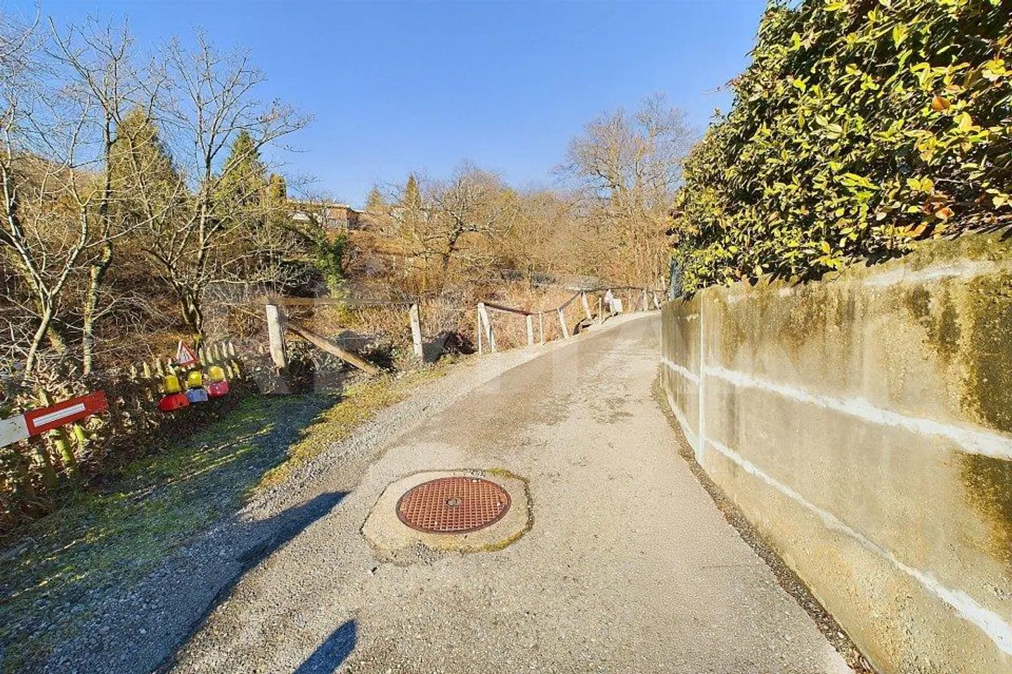 Baugrundstück in Cademario mit offener Aussicht - Foto 3 von 13