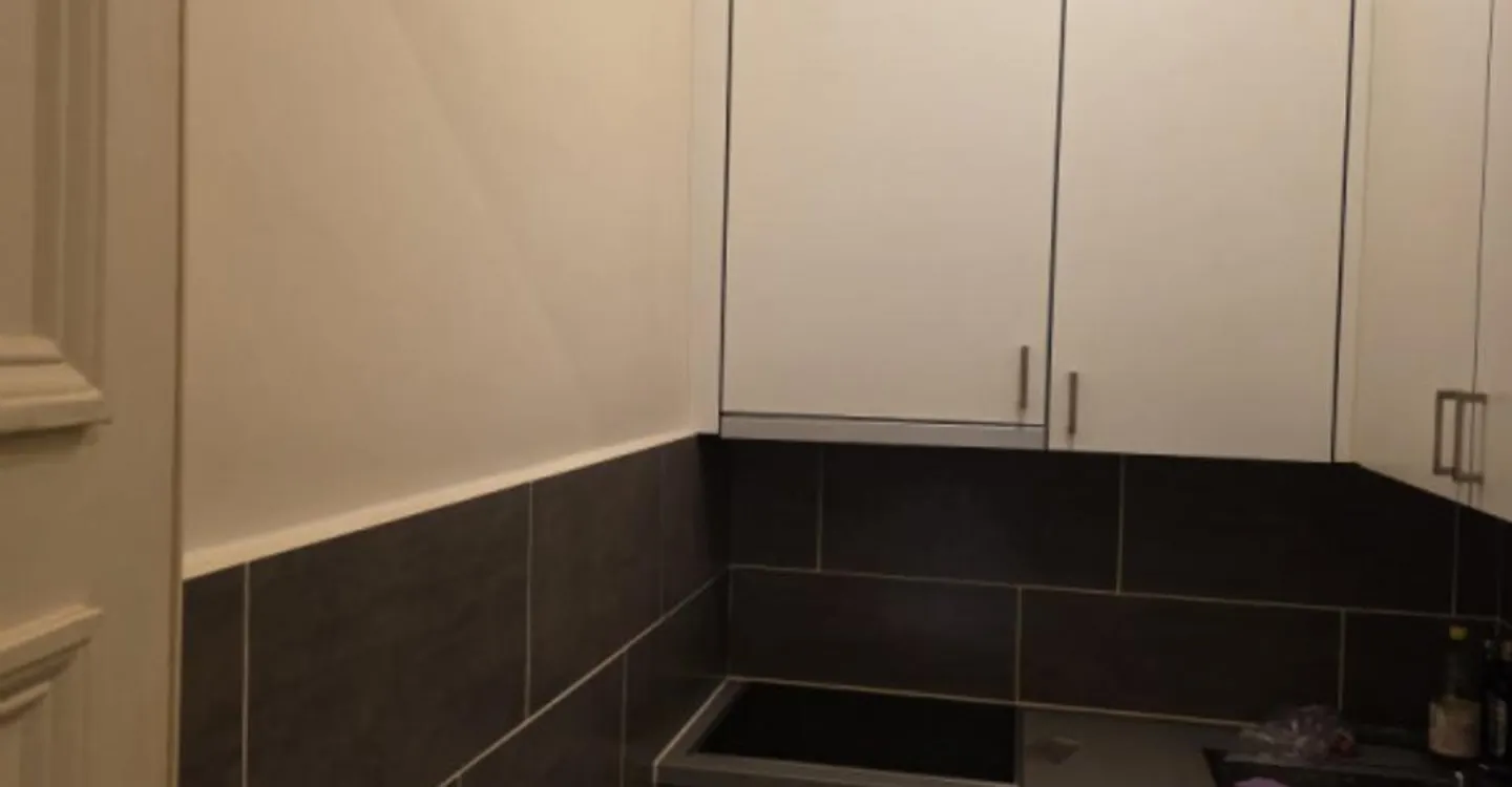 Wunderschöne 3-Zimmer-Wohnung in der Altstadt von Genf im Hyperzentrum mit Charakter - Foto 4 von 4