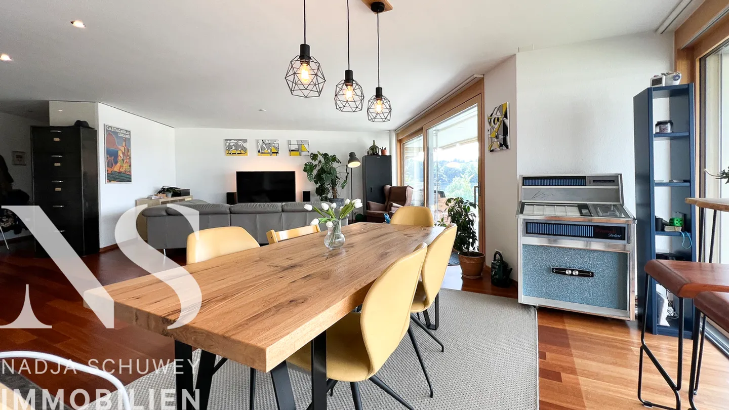 «Sonnige 4.5-Zimmer Wohnung mit Stadtblick» - Foto 4 von 15