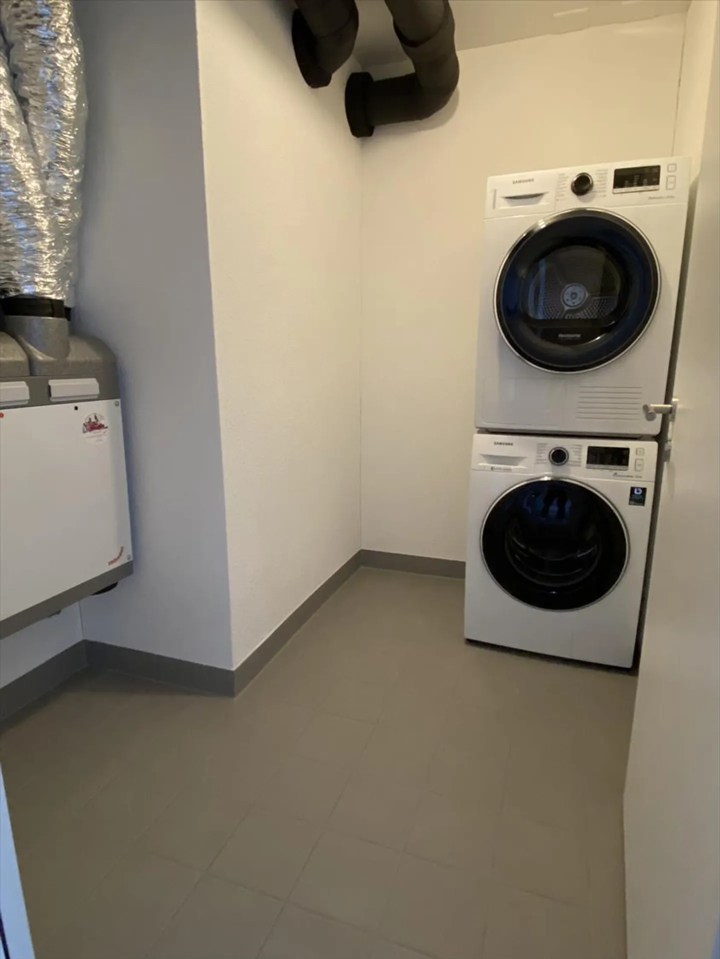 Appartamento moderno nel popolare Giessenpark! - Foto 2 di 8