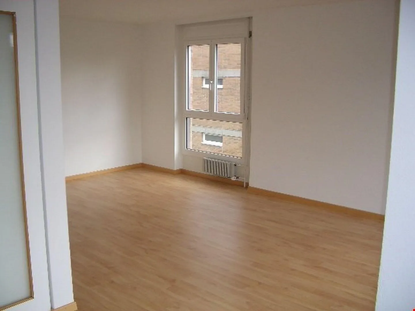 Modernes 4.5-Zimmer-Apartment - Foto 6 von 11