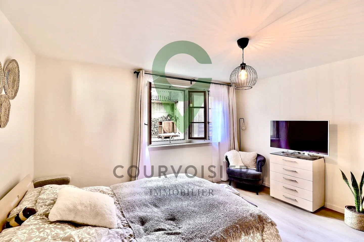 Immeuble familial rénové - 3 appartements prêts à vivre - Photo 13 sur 13