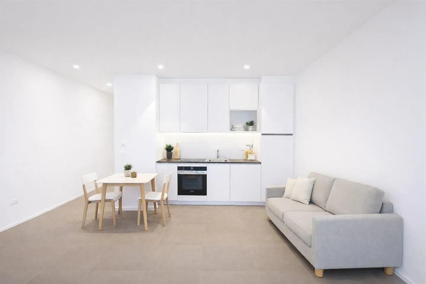 1.5 Room Apartment Residenza Rovedaro, Giubiasco (TI) - Photo 2 of 5