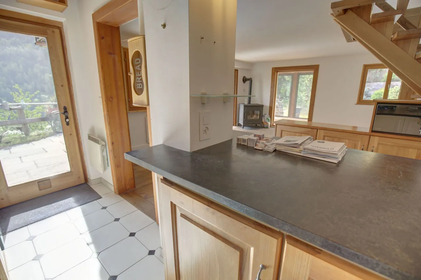 Magnificent Chalet in Nature with Winter Garden! - Photo 5 of 42