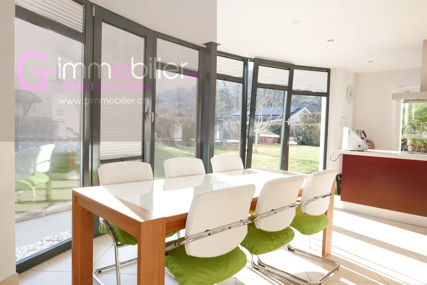 Detached house with 5.5 rooms on a large plot in Monthey - Photo 4 of 13