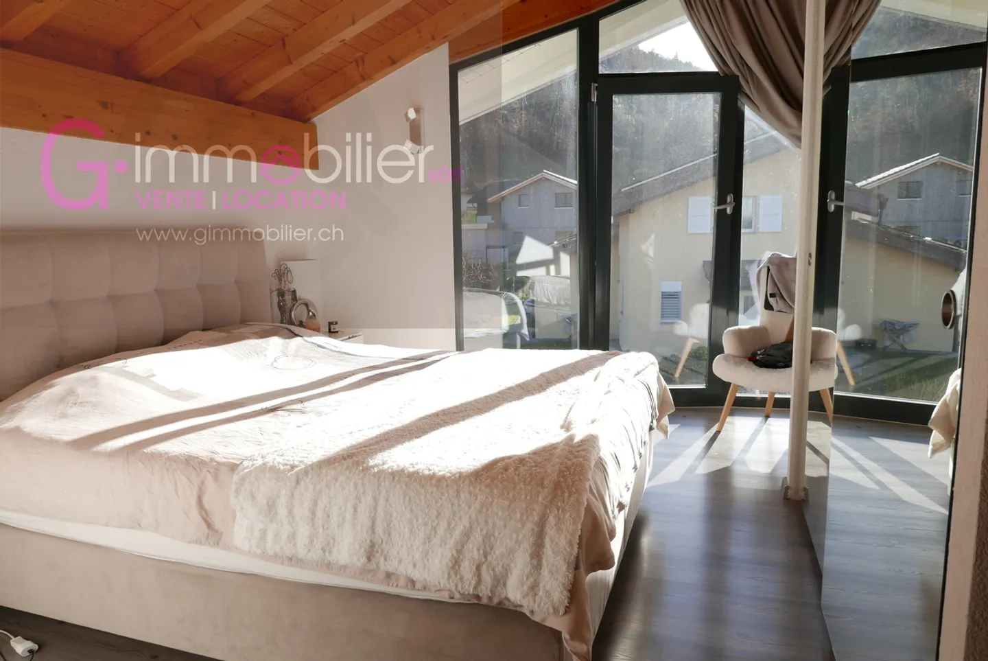 Detached house with 5.5 rooms on a large plot in Monthey - Photo 10 of 13