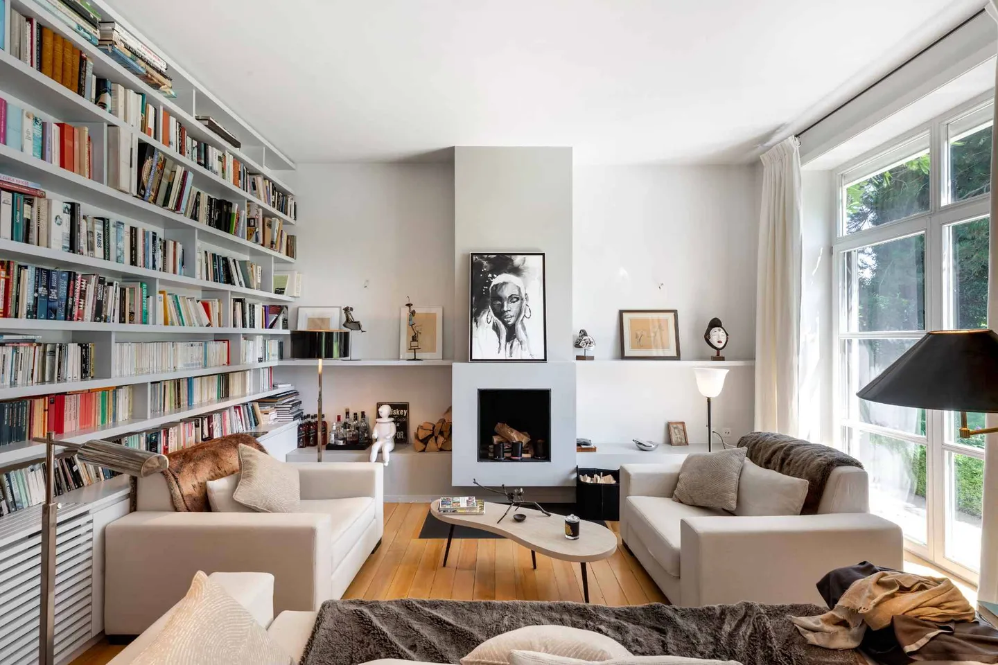 Charming Single Family Home - Photo 3 of 7