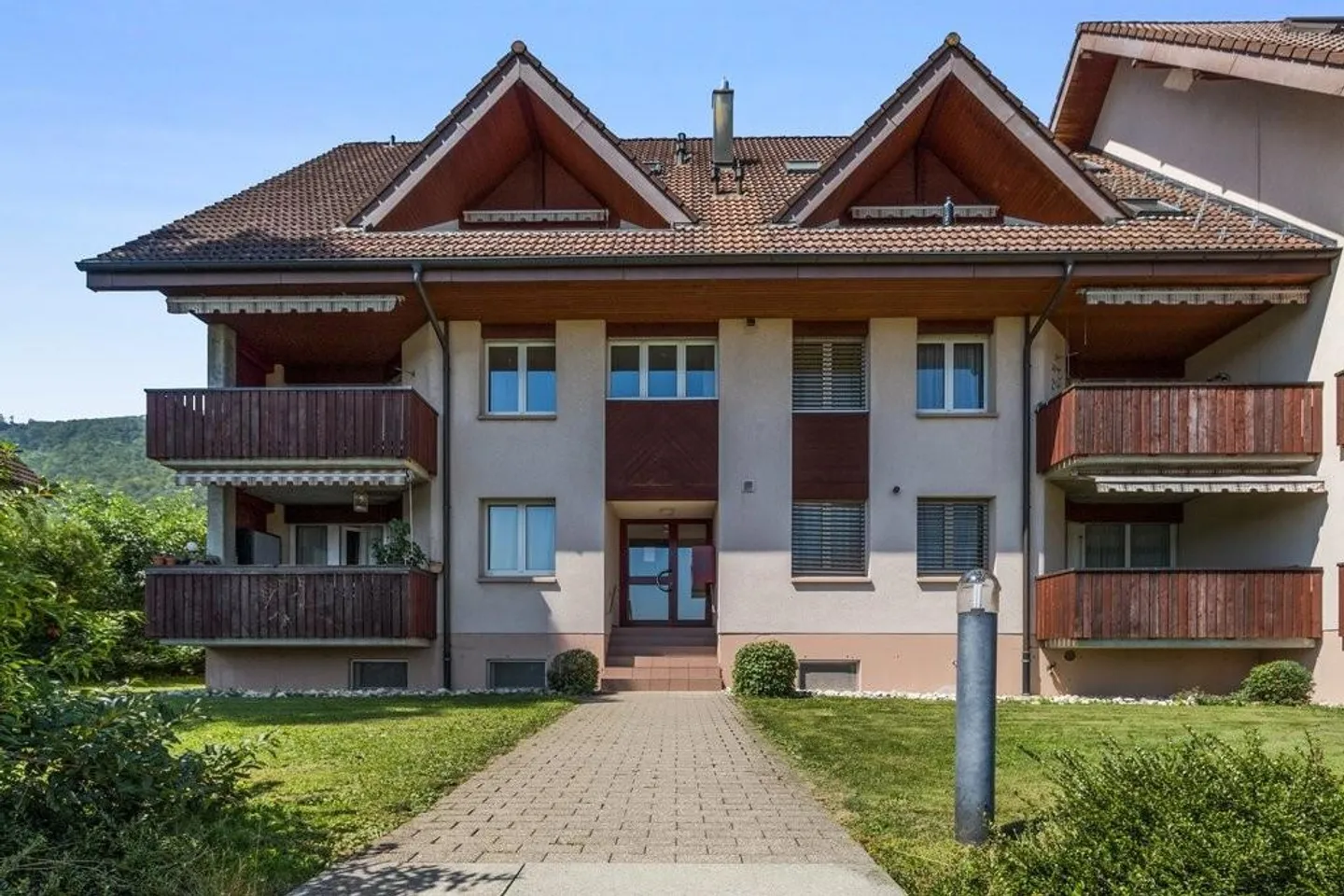 Charming and bright - Home in Oensingen - Photo 1 of 6