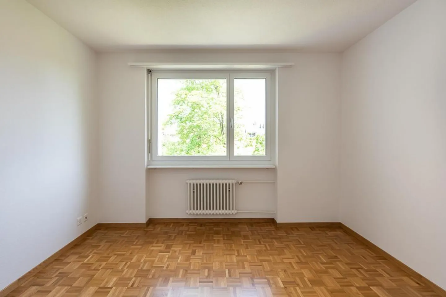 Appartement spacieux dans un quartier familial - Photo 3 sur 4