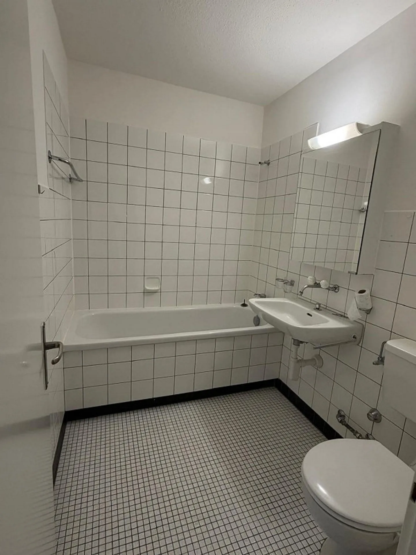 Modern & spacious 3.5-room apartment in Ebikon - Photo 5 of 8