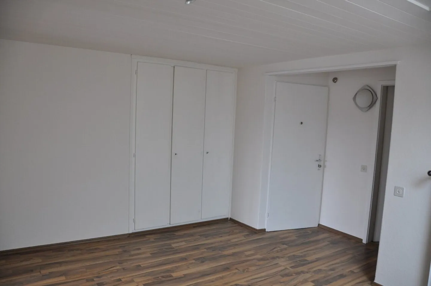 Cozy and beautiful attic apartment for rent - Photo 4 of 6