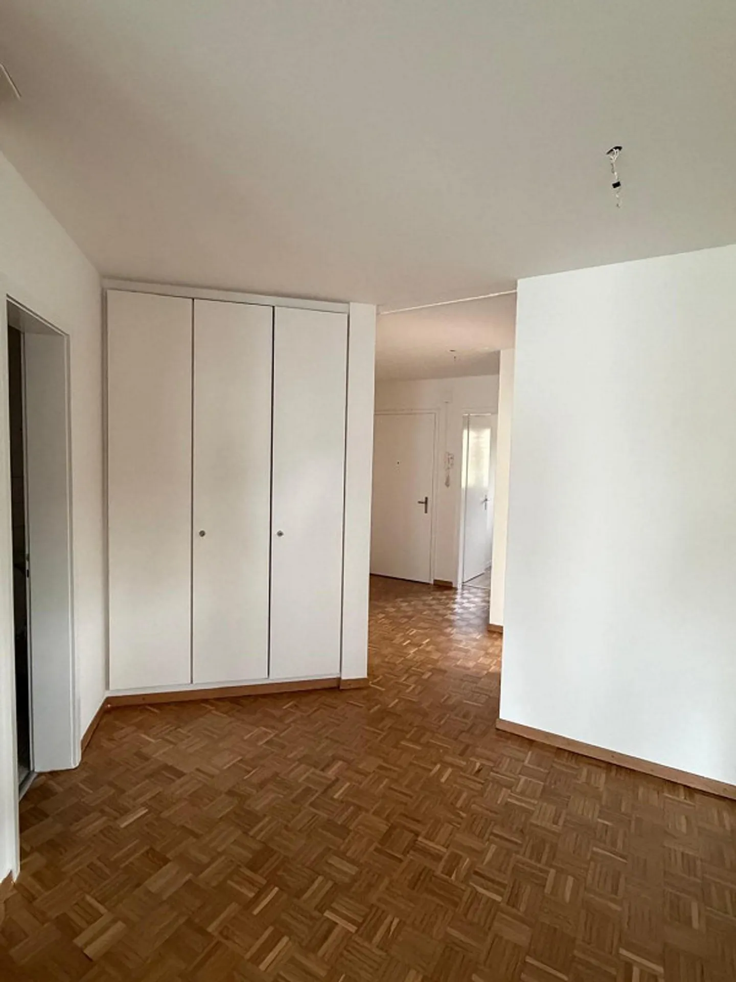 Modern & spacious 3.5-room apartment in Ebikon - Photo 8 of 8