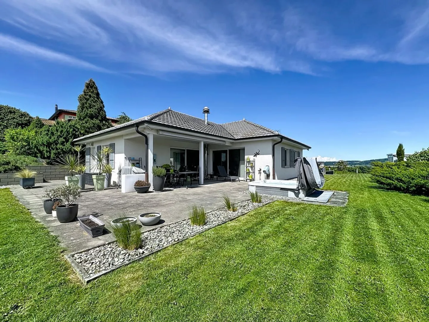 Villa Charmante avec Piscine - Photo 2 sur 13