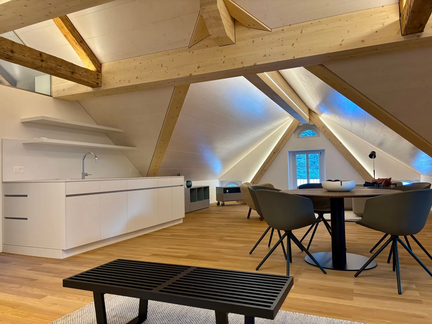 Penthouse exclusif de 2½ pièces - Photo 3 sur 15