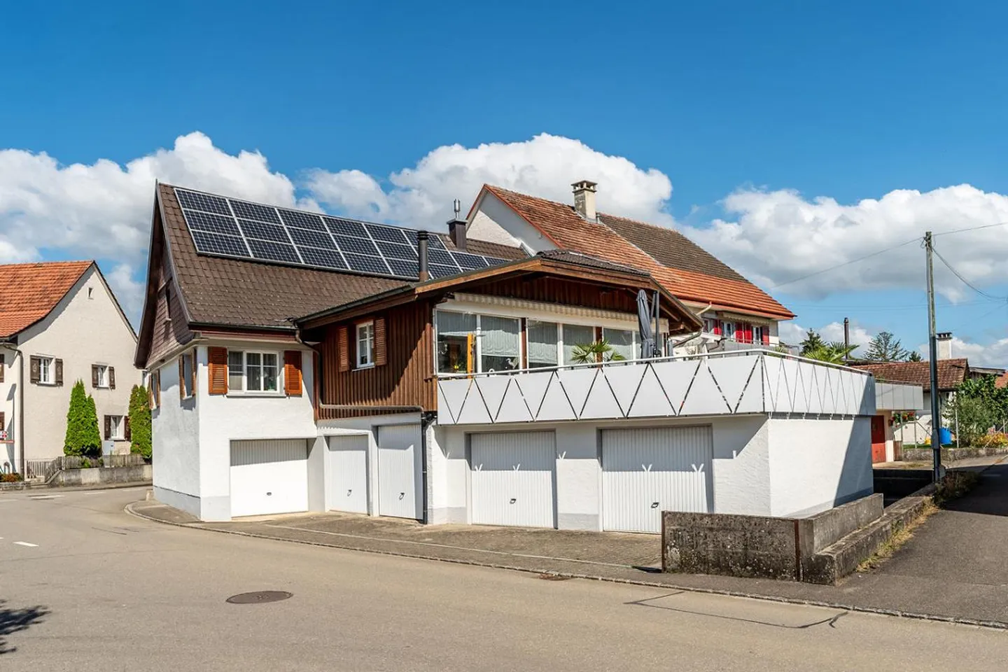 Charmantes Haus in Trasadingen - Foto 1 von 12