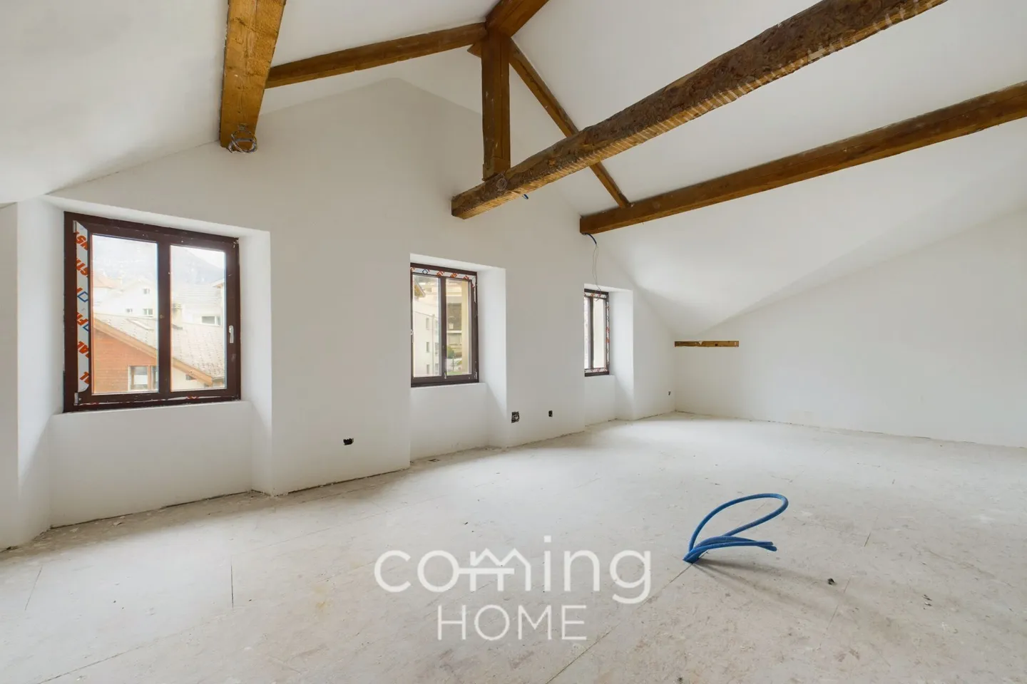 2.5-room apartment in Brig-Glis - shell with expansion potential and parking included - Photo 1 of 11