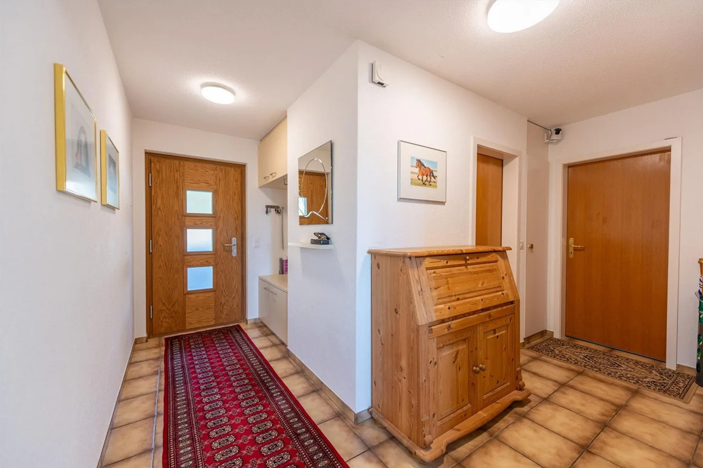 Your new home: Spacious single-family house with a view and garden paradise - Photo 10 of 13