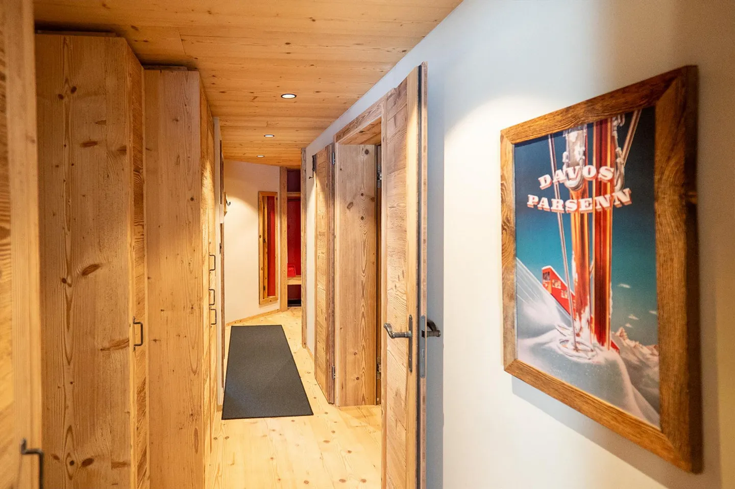 3.5 Room Apartment with Chalet Flair - Photo 4 of 13