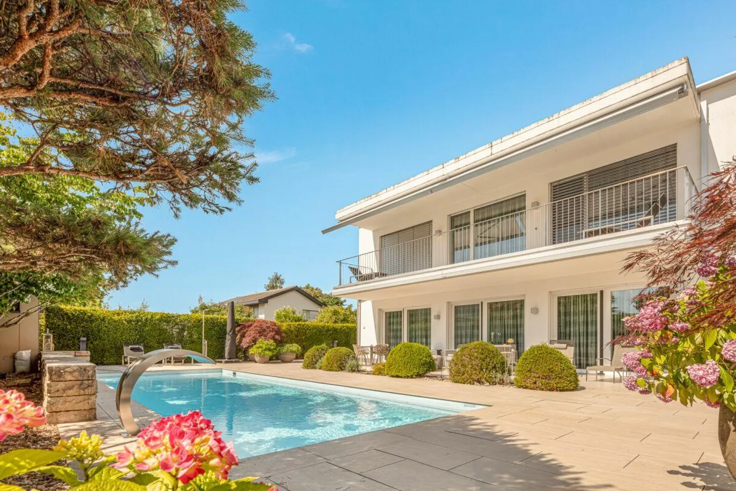 Villa esclusiva a Uster - Foto 1 di 4