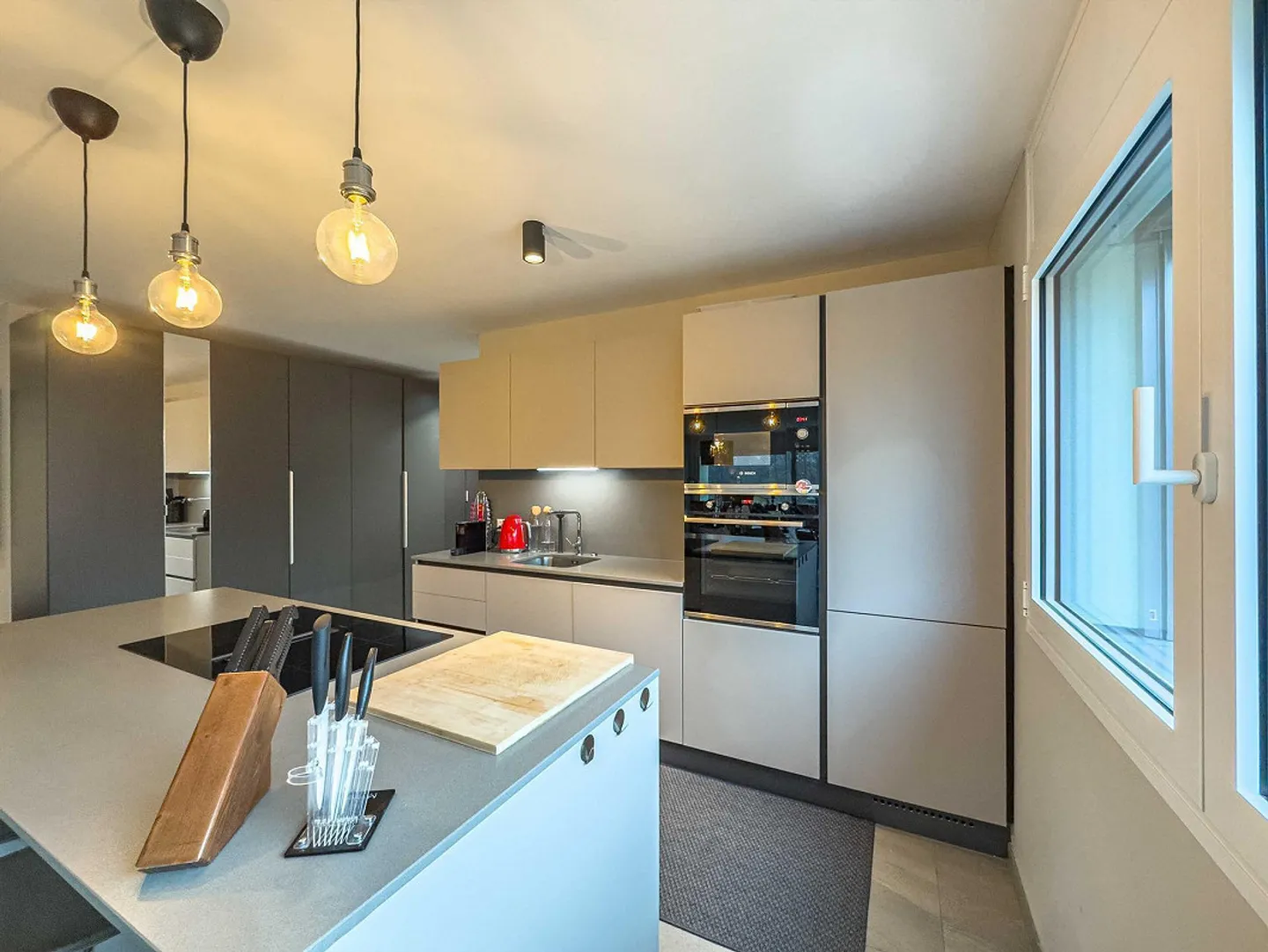 Exklusive 4.5 Zimmer im Grünen von Genestrerio - Foto 3 von 14