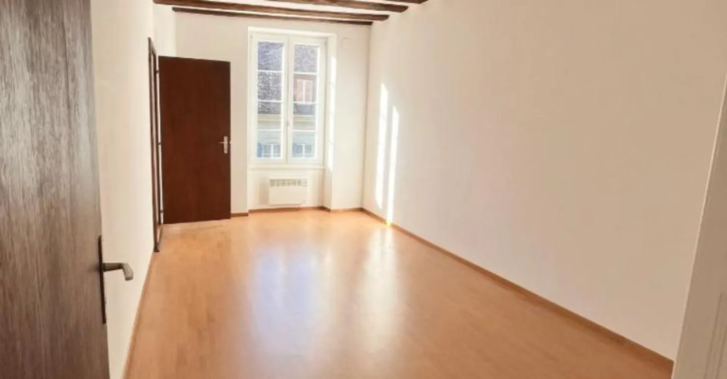 3.5 room home on the 3rd floor - Photo 3 of 6