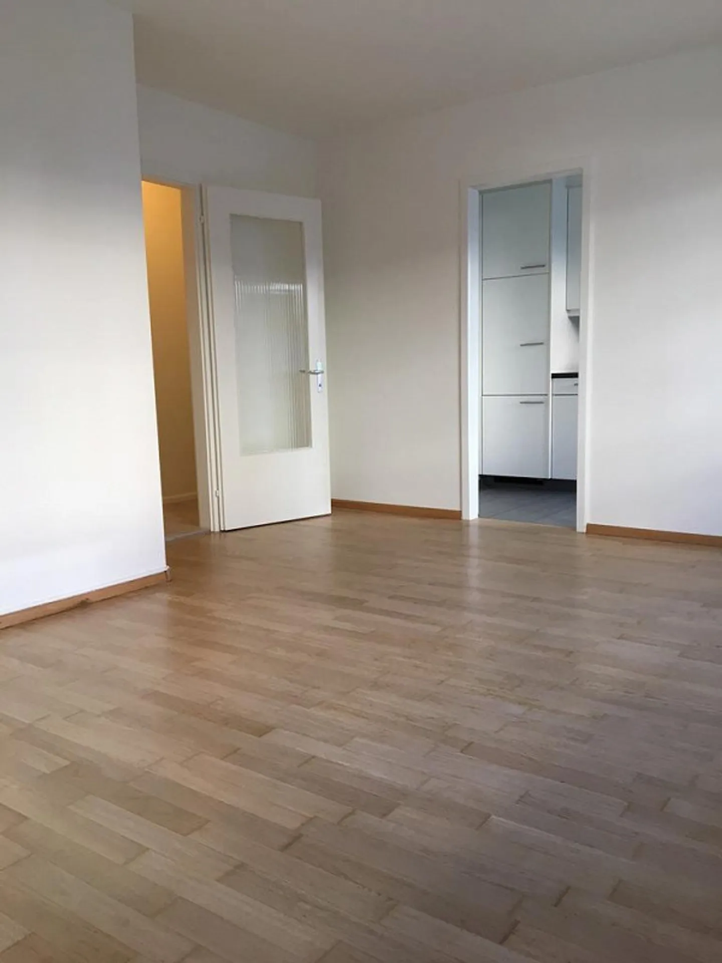 Appartamento moderno con 1 camera vicino a Dreirosenbrücke - Foto 2 di 4