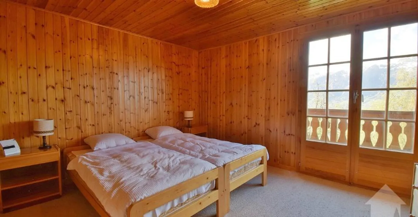 Bellissimo chalet in montagna con una magnifica vista panoramica - Foto 11 di 13