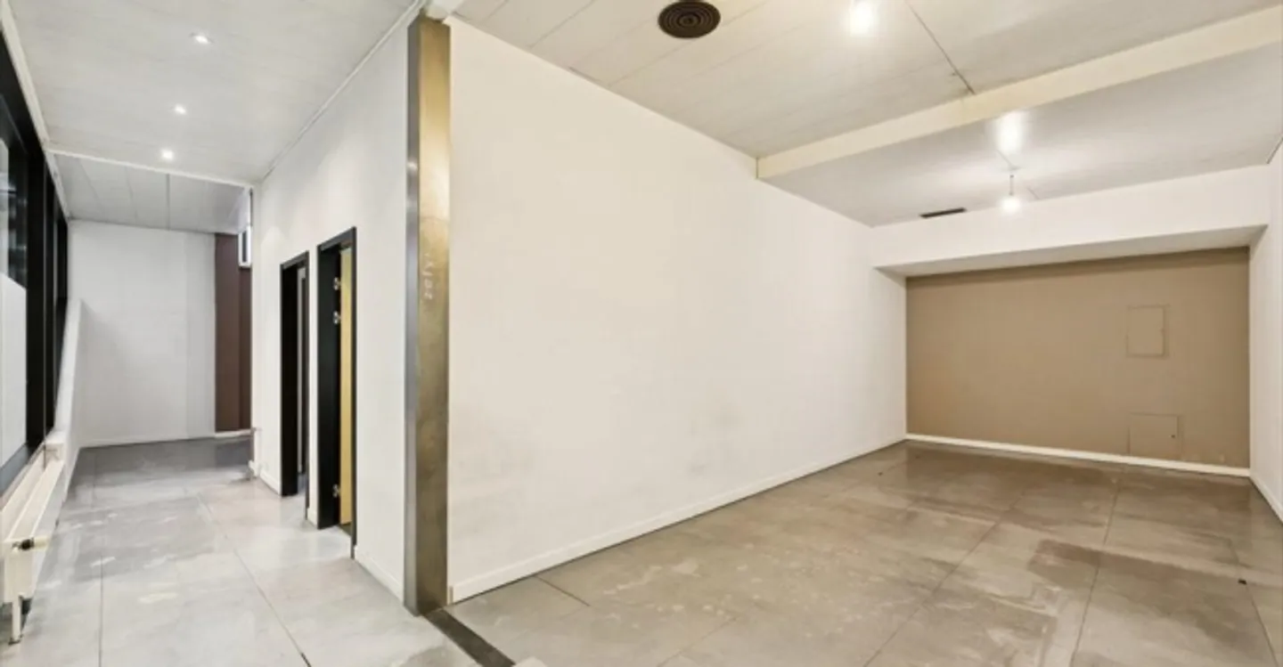 Magasin à louer - Photo 1 sur 7