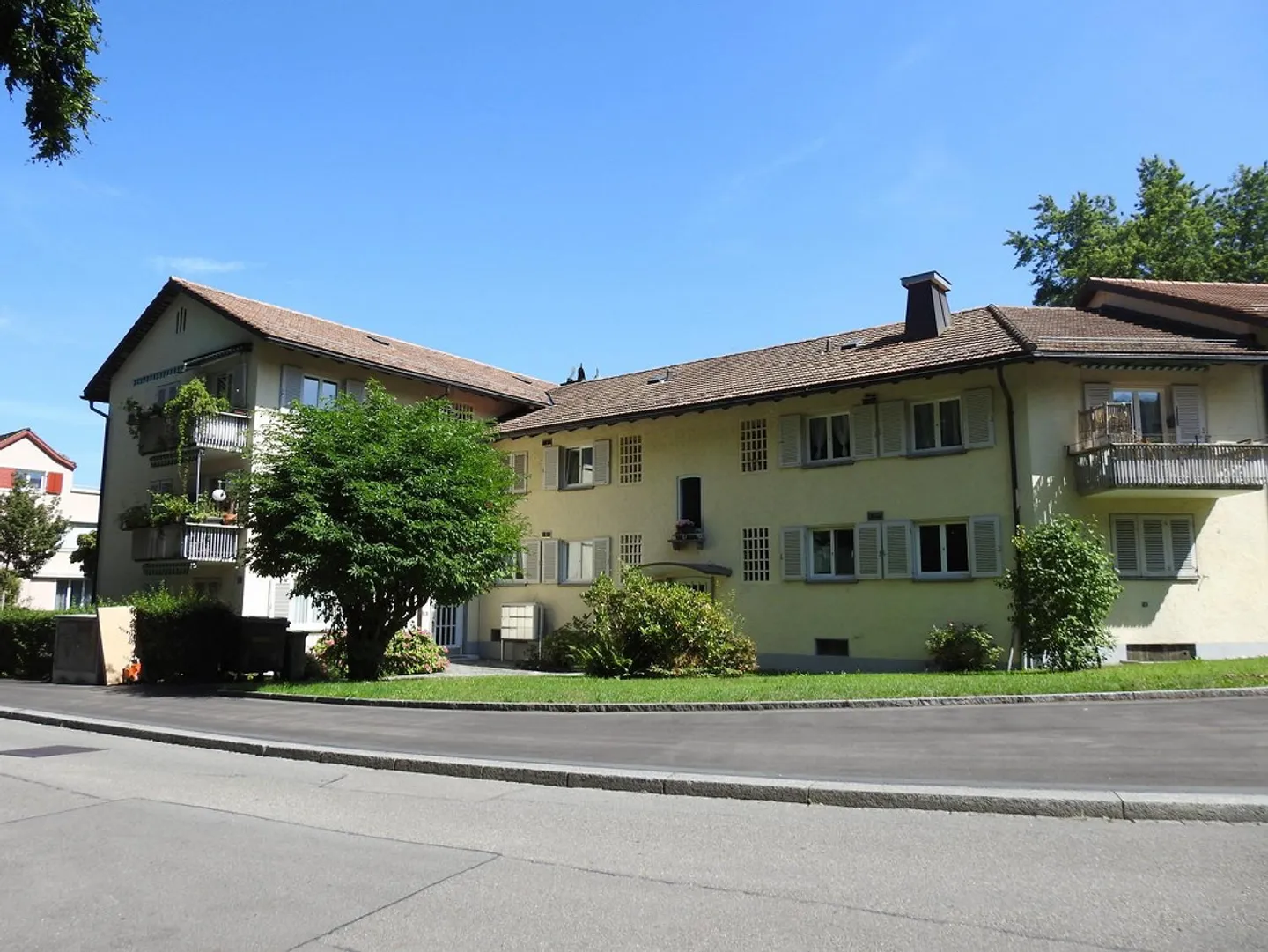 Appartement confortable dans un emplacement central à Zurich-Wollishofen - Photo 1 sur 5