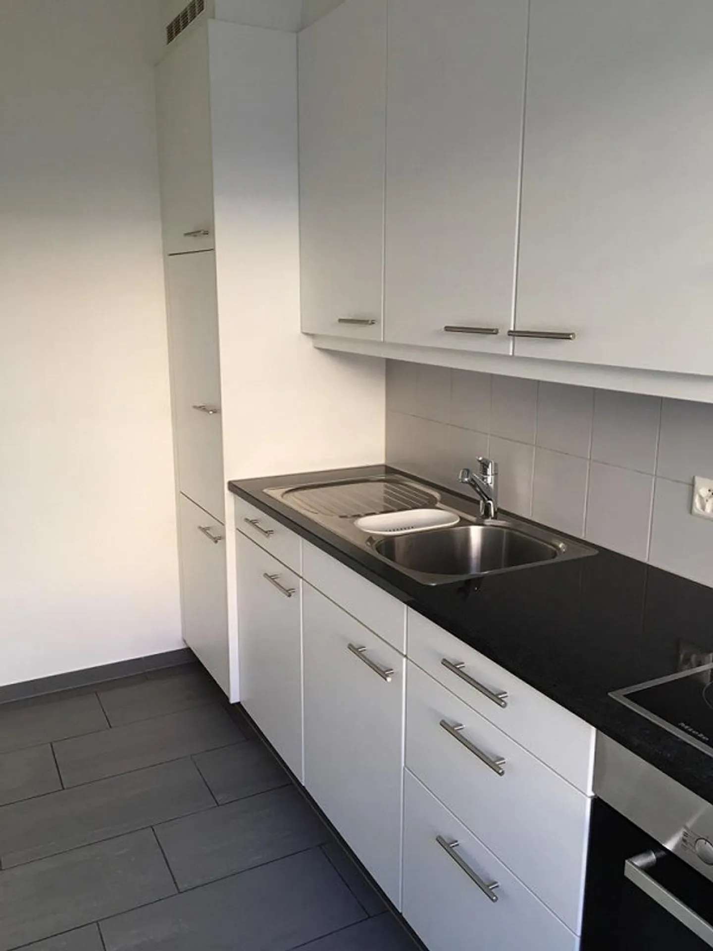 Appartamento moderno con 1 camera vicino a Dreirosenbrücke - Foto 3 di 4