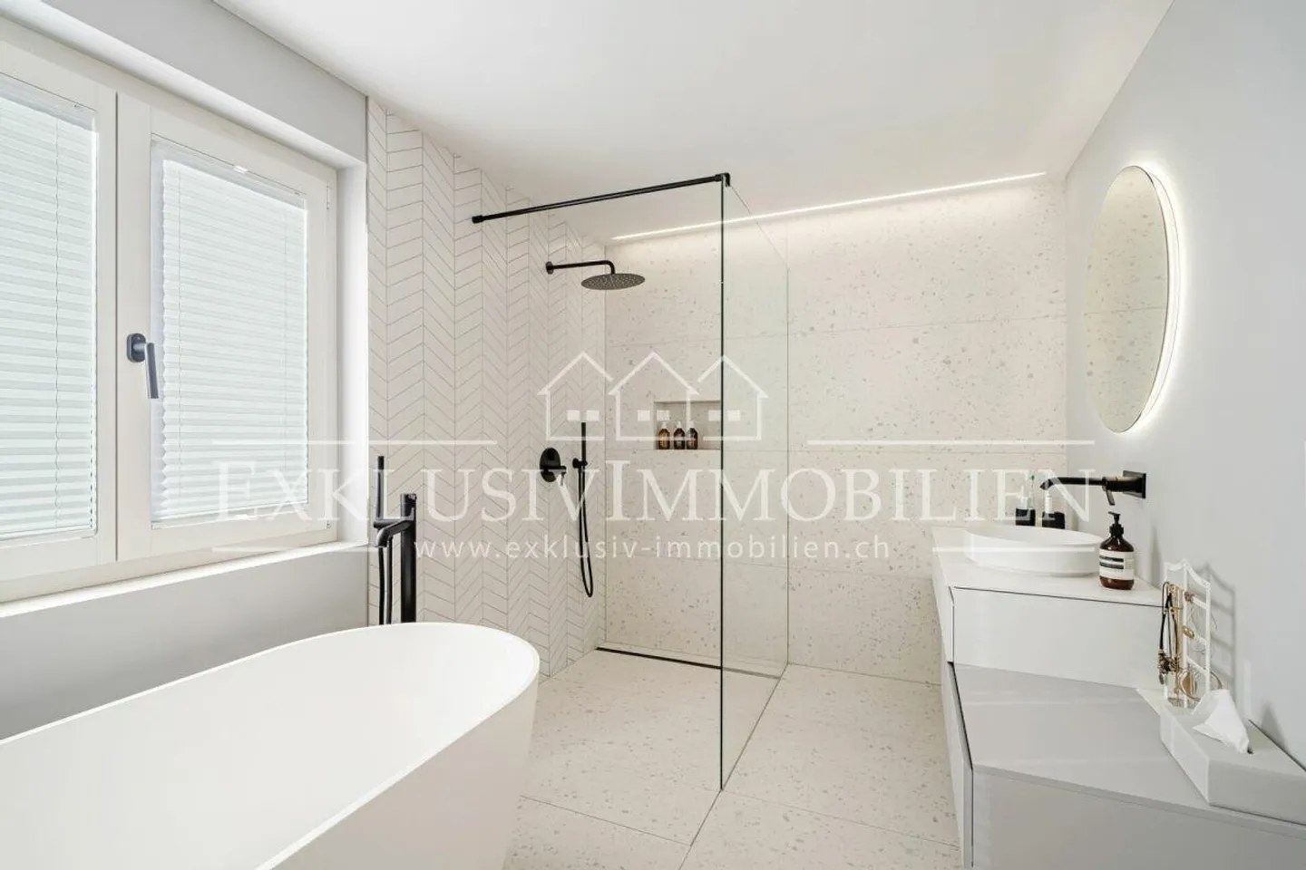 Seesicht, Sonne und Stil - Ihr Zuhause in zentraler Lage mit Horgne... - Foto 5 di 7