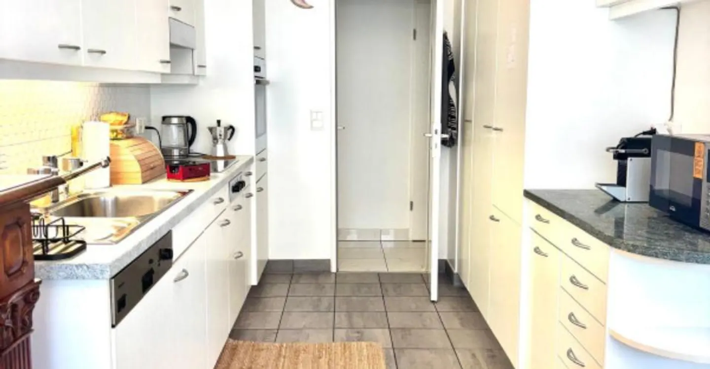 Bel appartement 5.5 pièces - Photo 2 sur 9