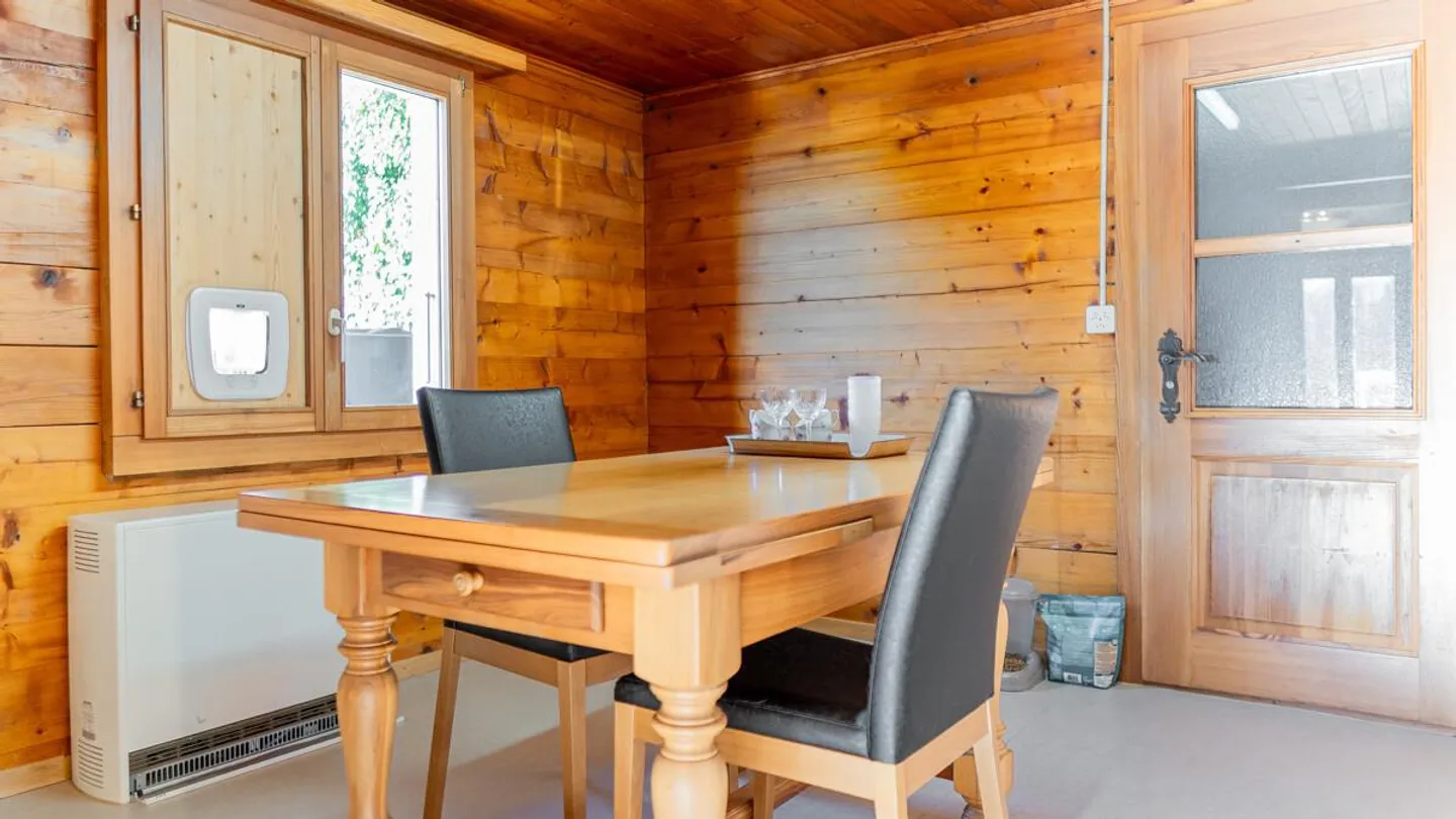 Casa bifamiliare e stalla con vista fantastica e ottima esposizione al sole... - Foto 5 di 24